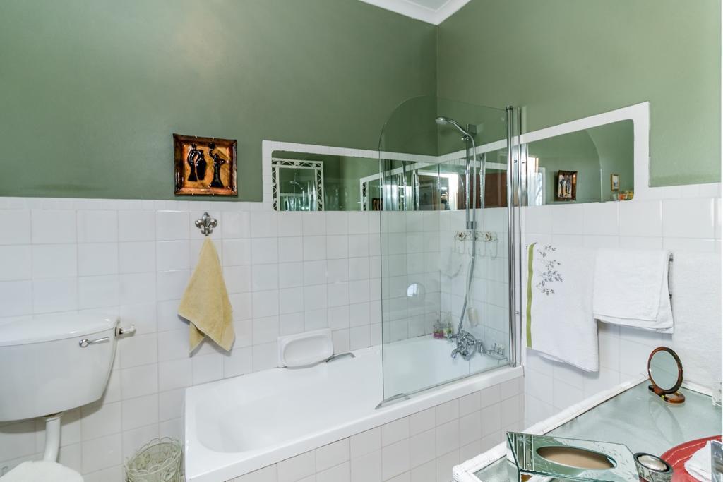 Beau & I Bed and Breakfast Graaff-Reinet Exteriör bild