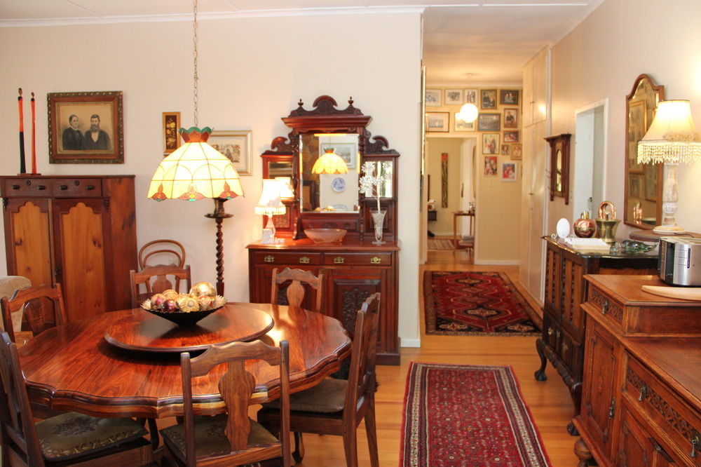 Beau & I Bed and Breakfast Graaff-Reinet Exteriör bild