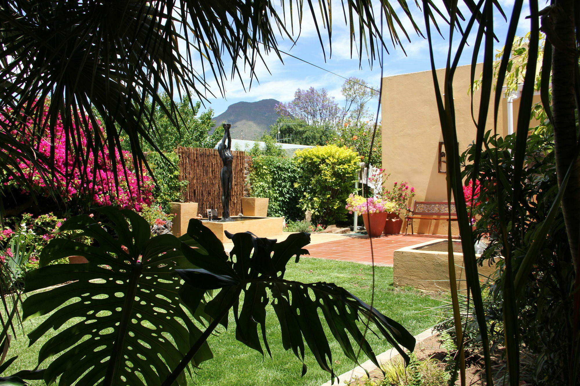 Beau & I Bed and Breakfast Graaff-Reinet Exteriör bild